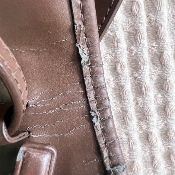 Gucci Beige and Brown Crossbody Bag with Bamboo Detail - Picture 10 of 16